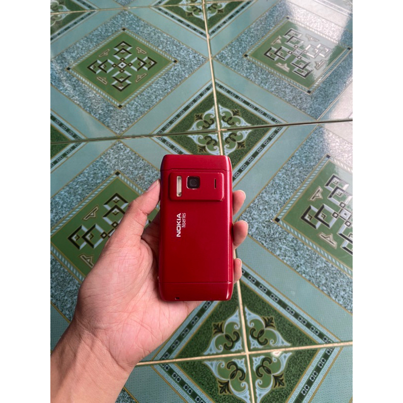 Điện thoại Nokia N8 zin imei lỗi phím âm lượng