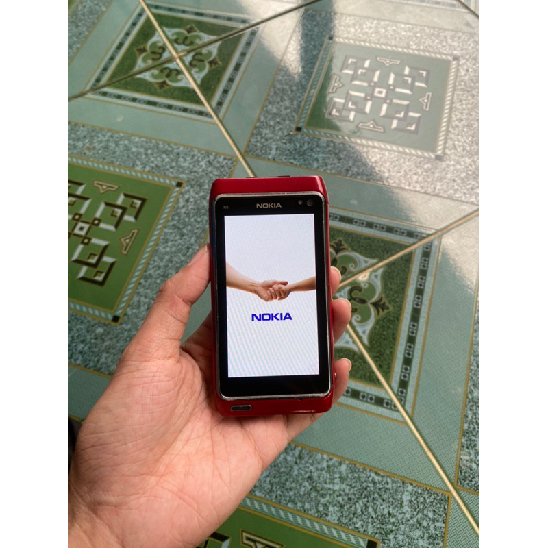 Điện thoại Nokia N8 zin imei lỗi phím âm lượng