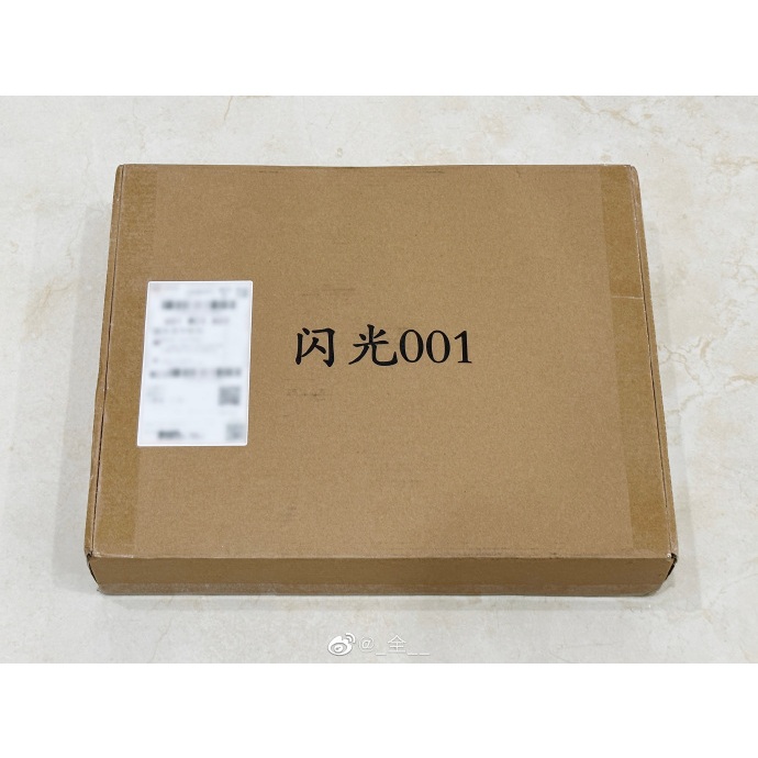 Mô hình Lắp Ráp nhựa 1/100 Lunamaria's Gunner Zaku Warrior Phantom Model