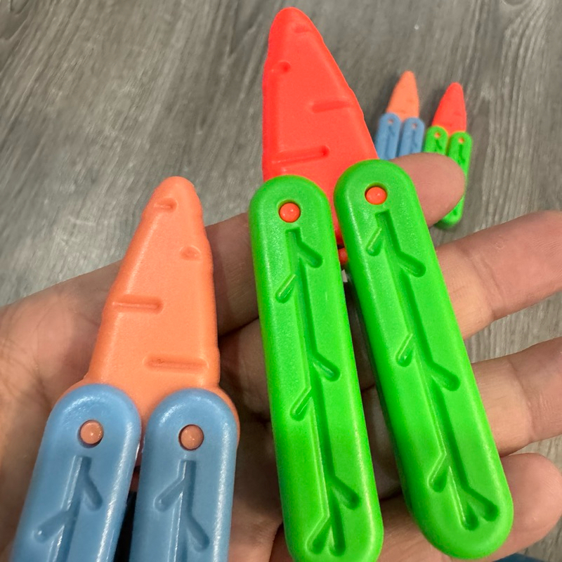 Đồ Chơi Dao Cà Rốt mini đồ chơi Trọng lực 3D Giảm Stress Quà Tặng