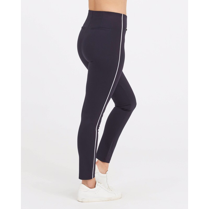 Quần viền trắng Spanx size Xl