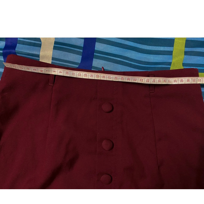 Pass Chân váy Công sở Real Clothes-Size S màu đỏ đô