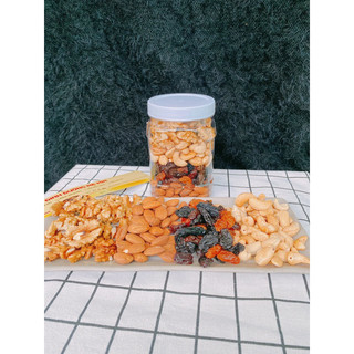 500gr hạt mix 4 vị ( hạnh nhân, điều, óc chó vàng, nho khô chile)