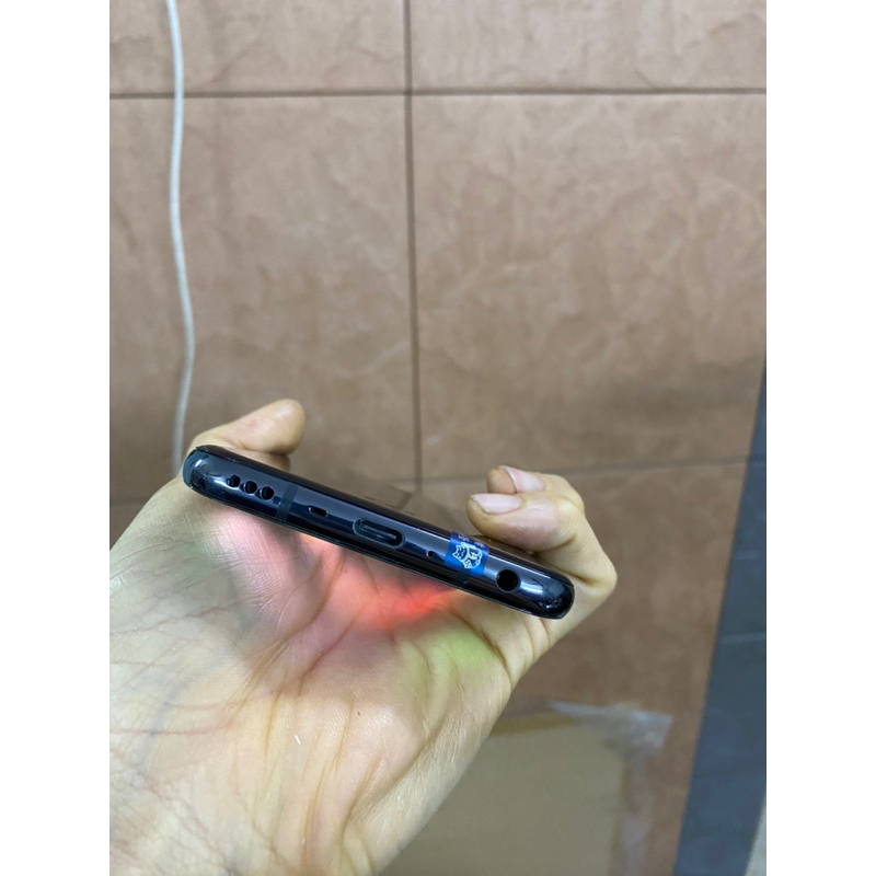 Điện thoại LG V50 THINQ bản hàn không nhận sim