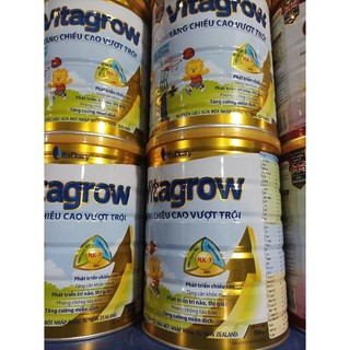 Sữa bột Vitagrow 1+,2+ 900g tăng chiều cao vượt trội