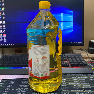 Dầu ăn Neptune Light chai 2 Lít