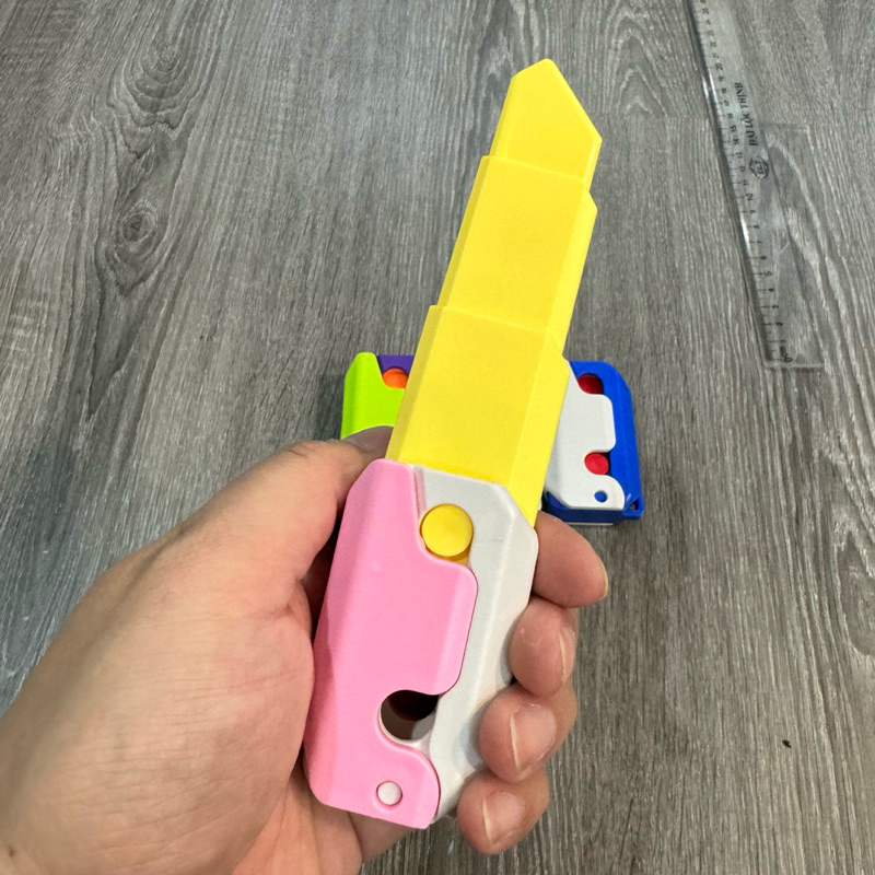 Dao Cà Rốt 3D 3 khớp 17CM Dao Củ Cải Đồ Chơi Trọng Lực Xả Stress