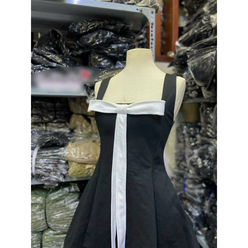 ĐẦM XOÈ NƠ NGỰC KÈM QUẦN