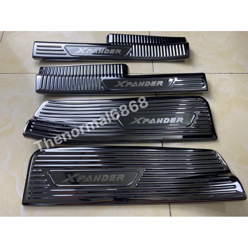 Ốp bậc chân, nẹp bước chân trong ngoài Xpander titan 2018-2024