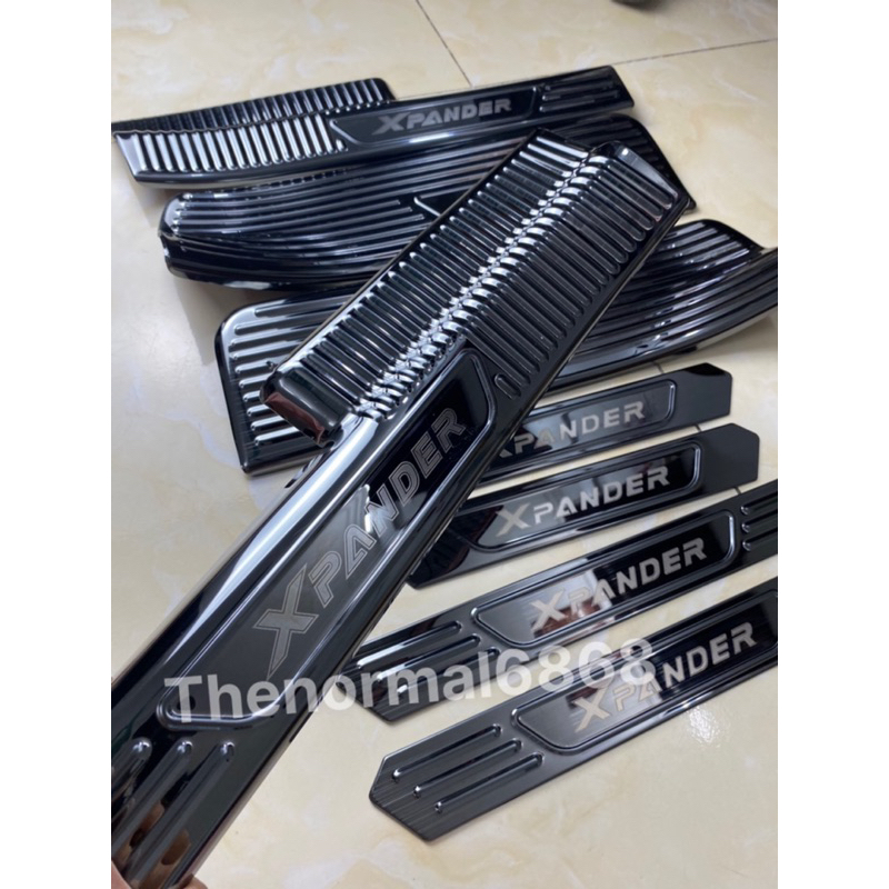 Ốp bậc chân, nẹp bước chân trong ngoài Xpander titan 2018-2024