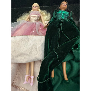 Búp bê barbie Holiday