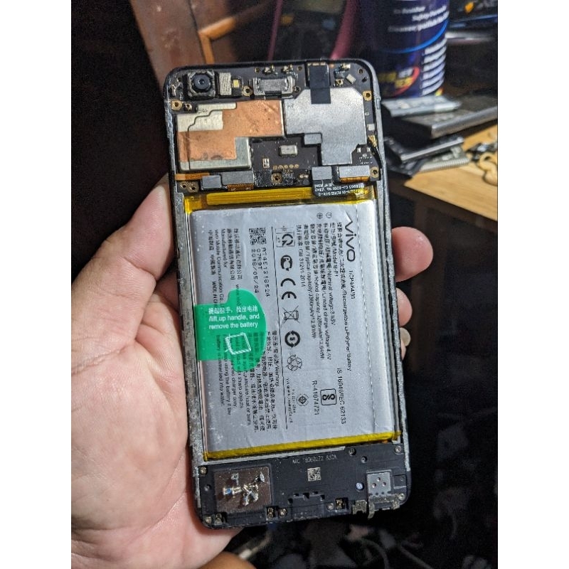 Xác Vivo Y71, nguyên cây hư màn, đã reset test full, đủ đồ, thay màn là xài ạ