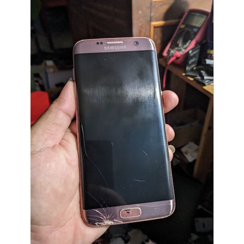 Xác Full S7 EDGE, hư màn, hư pin, nguyên cây zin chưa bung, còn khá đẹp