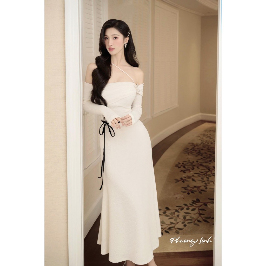 Váy body trễ vai nơ đai eo