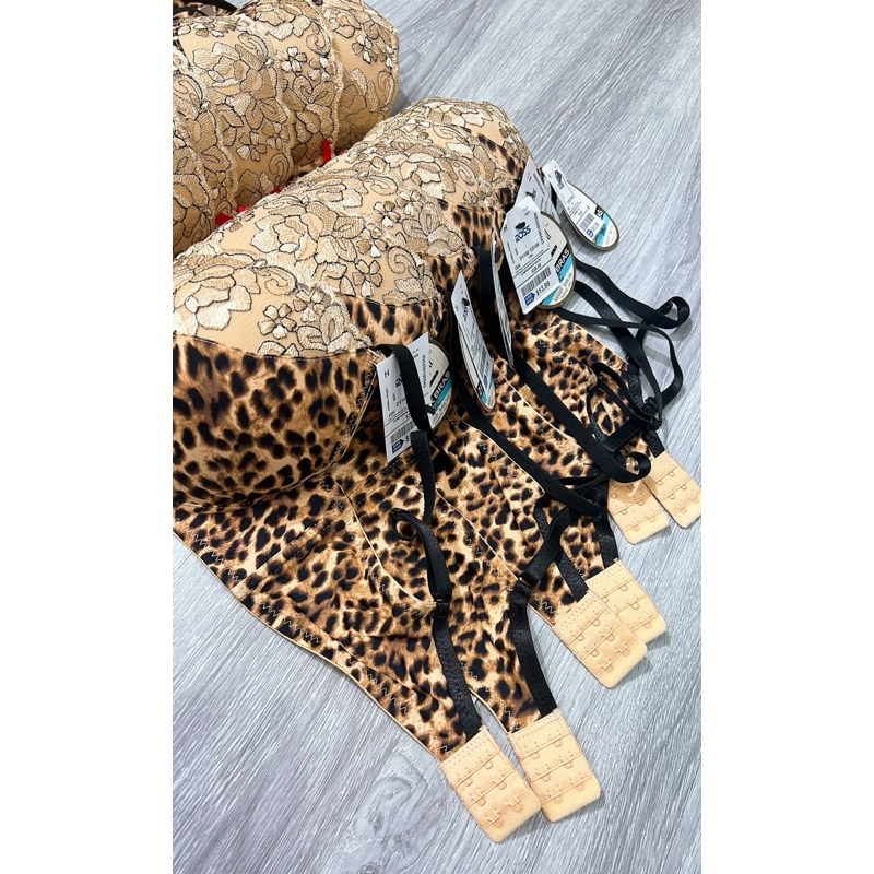 Áo lót nâng ngực