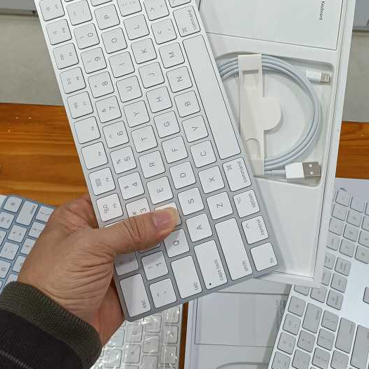 Bàn phím ko dây kết nối laptop,PC,SmartTV,laptop nhà táo sâu chính hãng tặng cáp sạc