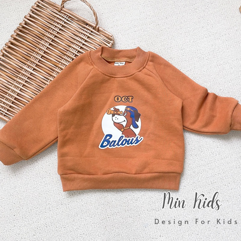 Áo nỉ mềm mại in hình dễ thương cho bé