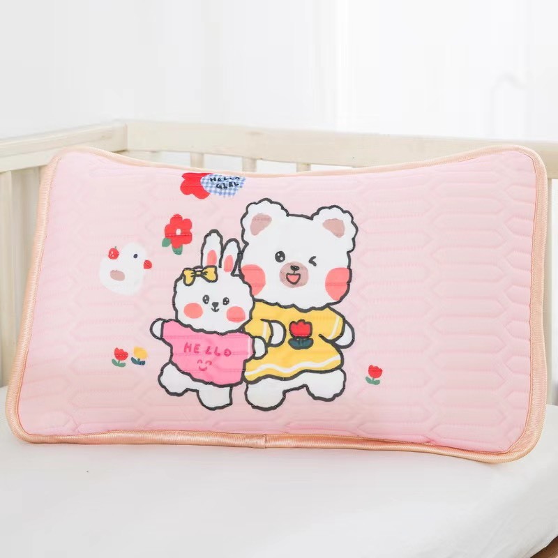 Gối điều hoà cao su cho bé LIDACO kèm ruột kích thước 30x50cm