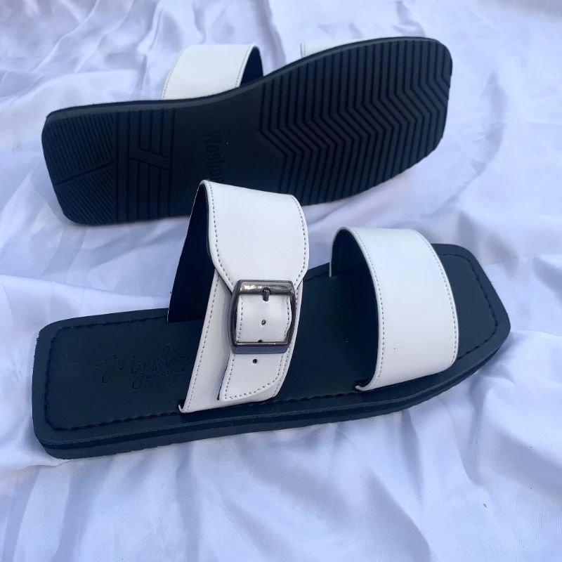 Dép quai chéo phối khoá có đủ size Nam và NỮ