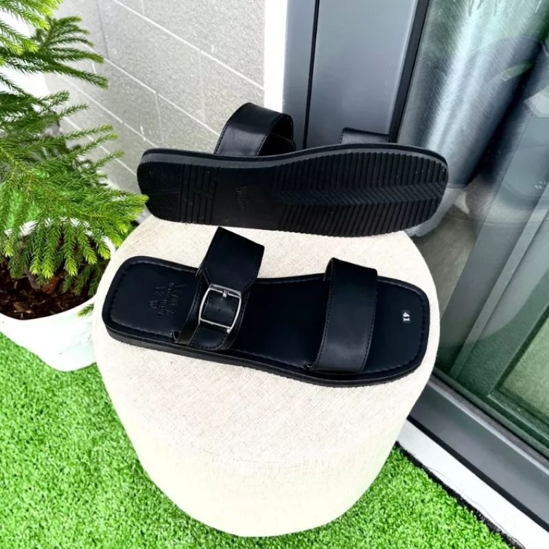 Dép quai chéo phối khoá có đủ size Nam và NỮ