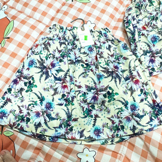 Chân váy hoa nữ xinh xắn size nhỏ, size S, lưng thun co giãn