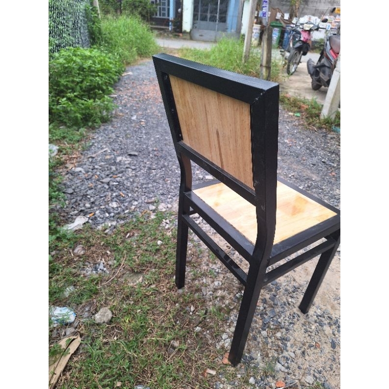 Ghế 200k/ cái,mặt gỗ cao sự,ghế nặng 5kg