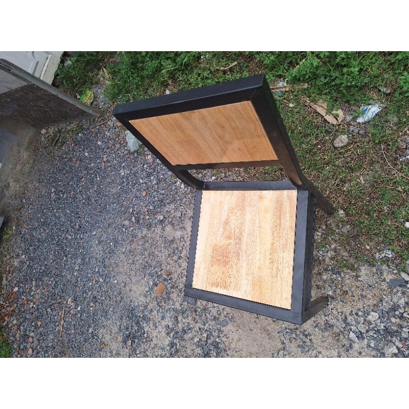 Ghế 200k/ cái,mặt gỗ cao sự,ghế nặng 5kg