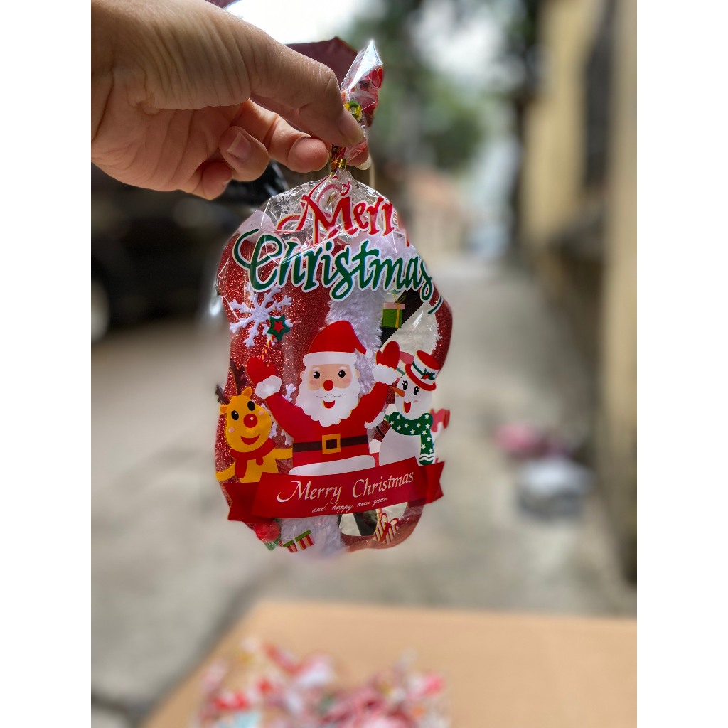 Túi đựng quà Noel cho bé năm 2023