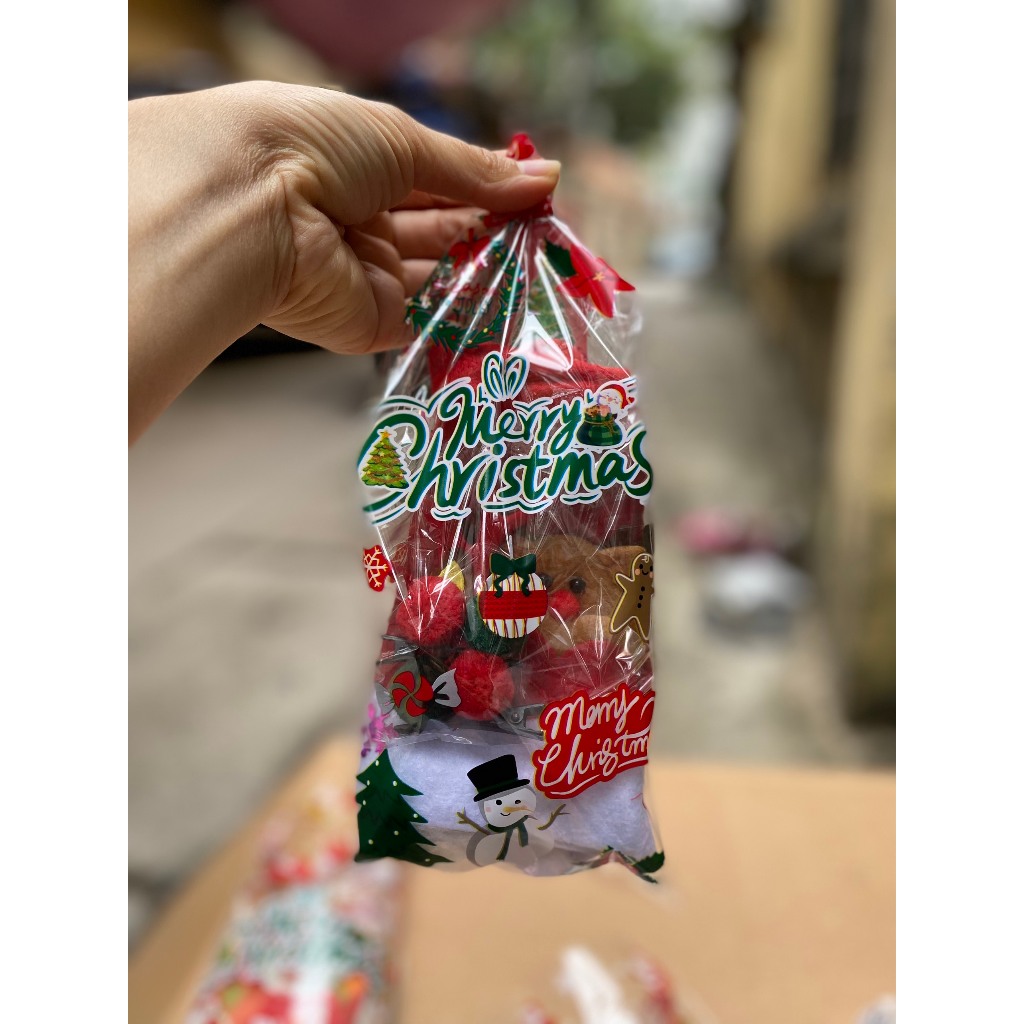 Túi đựng quà Noel cho bé năm 2023