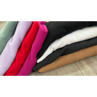 Áo thun gân tay dài cổ tròn