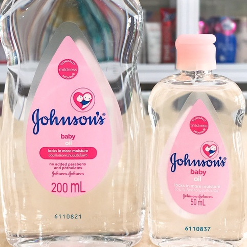 Dầu massage dưỡng ẩm em bé Johnsons Baby Oil 50ml/200ml