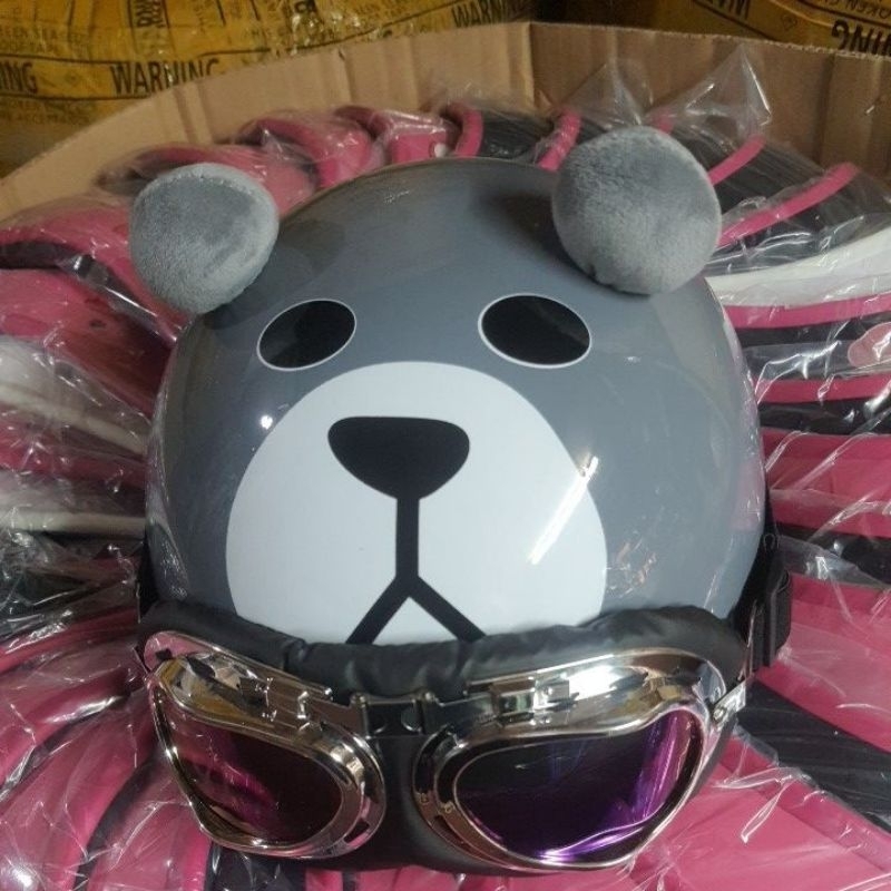 Mũ bảo hiểm hình gấu nâu có tai ,picachu tai cute kèm kính thời trang ngộ nghĩnh đang yêu