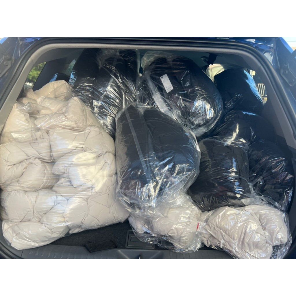 Áó Phao đại hàn nhà G.U màu be