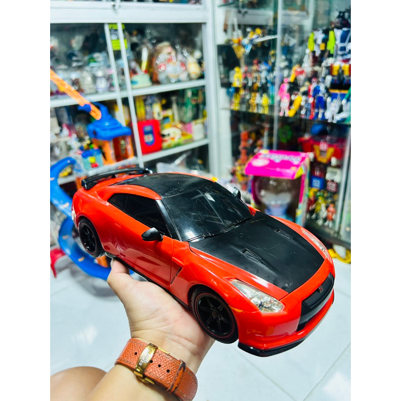 Xe điều khiển Toy State Nikko RC Street Cars Nissan GT-R R-35 1:16 Scale