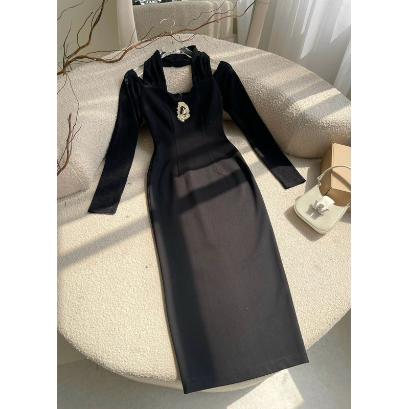 ĐẦM TAY DÀI ĐÍNH TAG - J05228