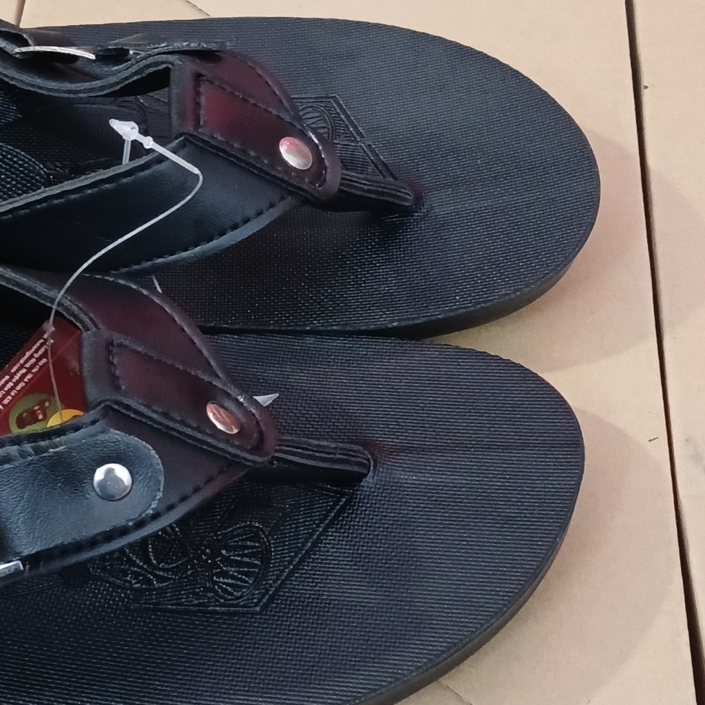 Dép kẹp nam đơn giản da PU- at, thiết kế sang chảnh đẹp cho nam.