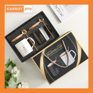 Bộ quà tặng cốc ly sứ cốc đôi màu đen trắng kèm nắp và thìa dùng uống trà, cà phê Carrot.stu