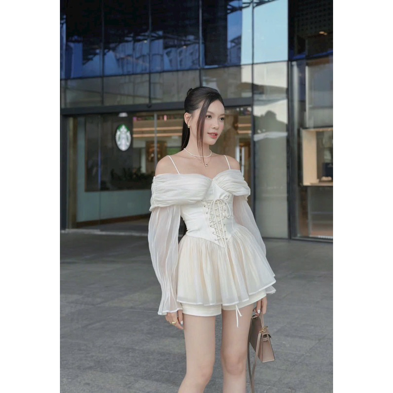 Set áo tơ trễ vai corset đan dây phối quần short