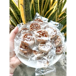 Kẹo chuối đậu phộng cuộn bánh tráng túi zip 500gr - 1kg