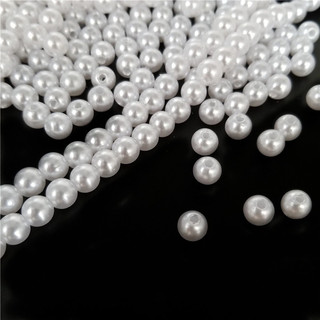 Hạt nhựa màu kem có lỗ 10g