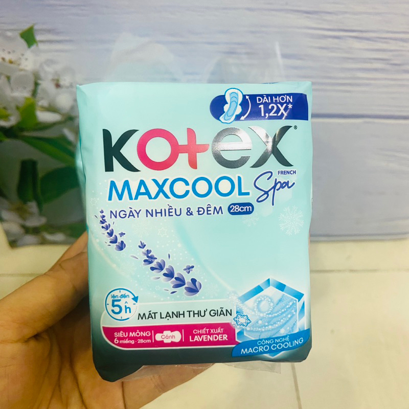 Lốc 8 Gói Băng Vệ Sinh Kotex Max Cool Siêu Mỏng Có Cánh 28cm
