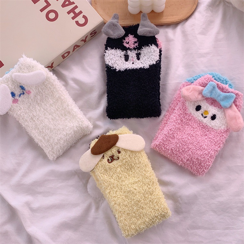 TLB30 Tất len bông tất lông cừu KUROMI tông trắng xanh dương