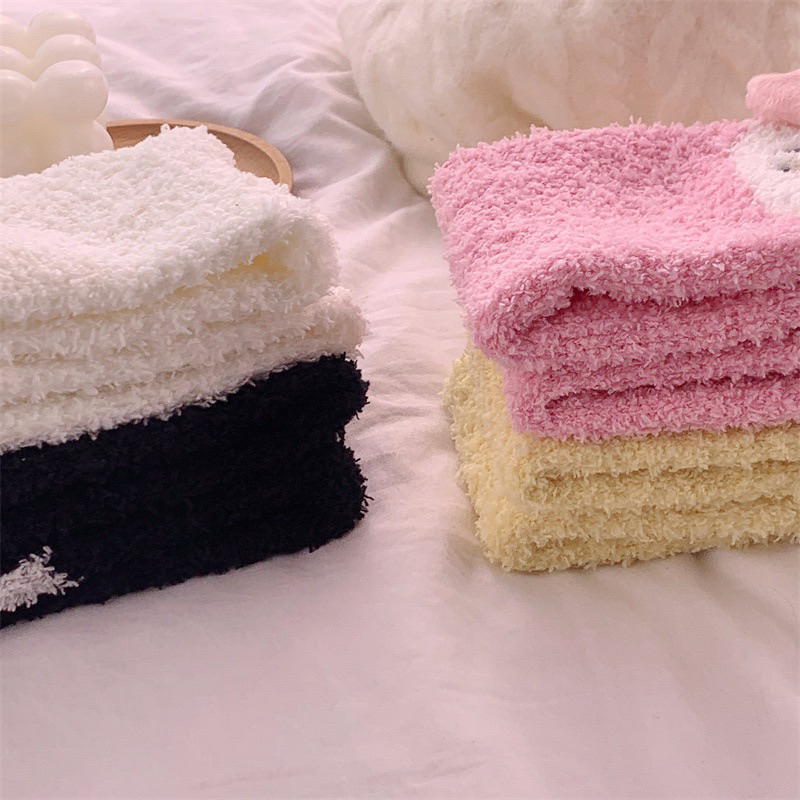 TLB30 Tất len bông tất lông cừu KUROMI tông trắng xanh dương