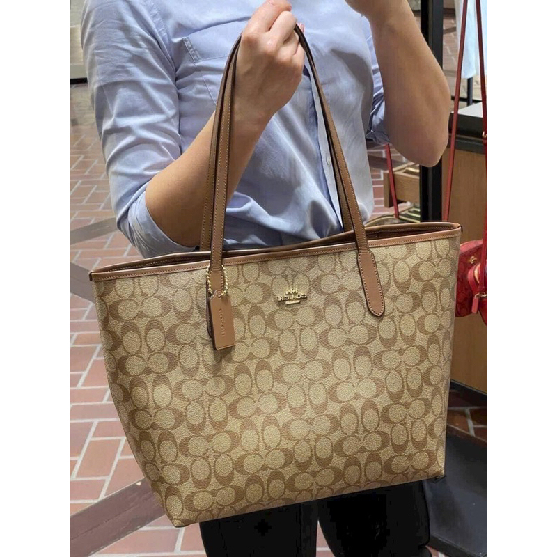 Túi Xách Túi Xách SÉT COACHh CITY TOTE  sz35. Không hộp. Hàng super, có logo mã cod