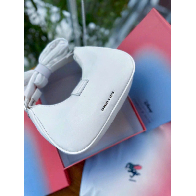 Túi Xách CNKk KẸP NÁCH sz23. Fullbox, bọc seal. Hàng like auth, có logo mã cod