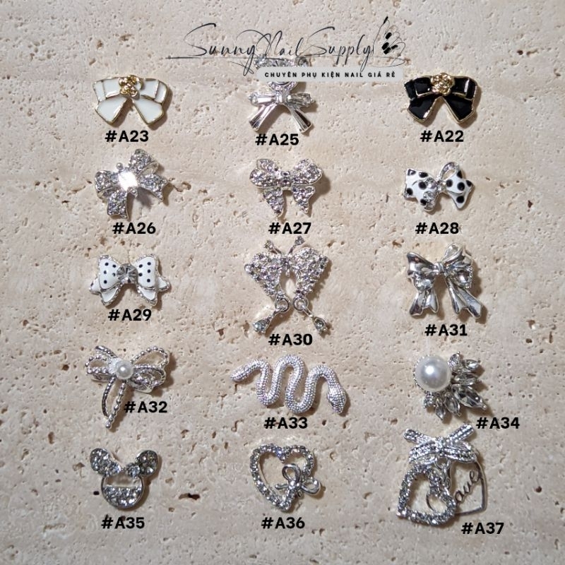 Charm đính móng tay nail mickey thánh giá đá siêu sáng lấp lánh
