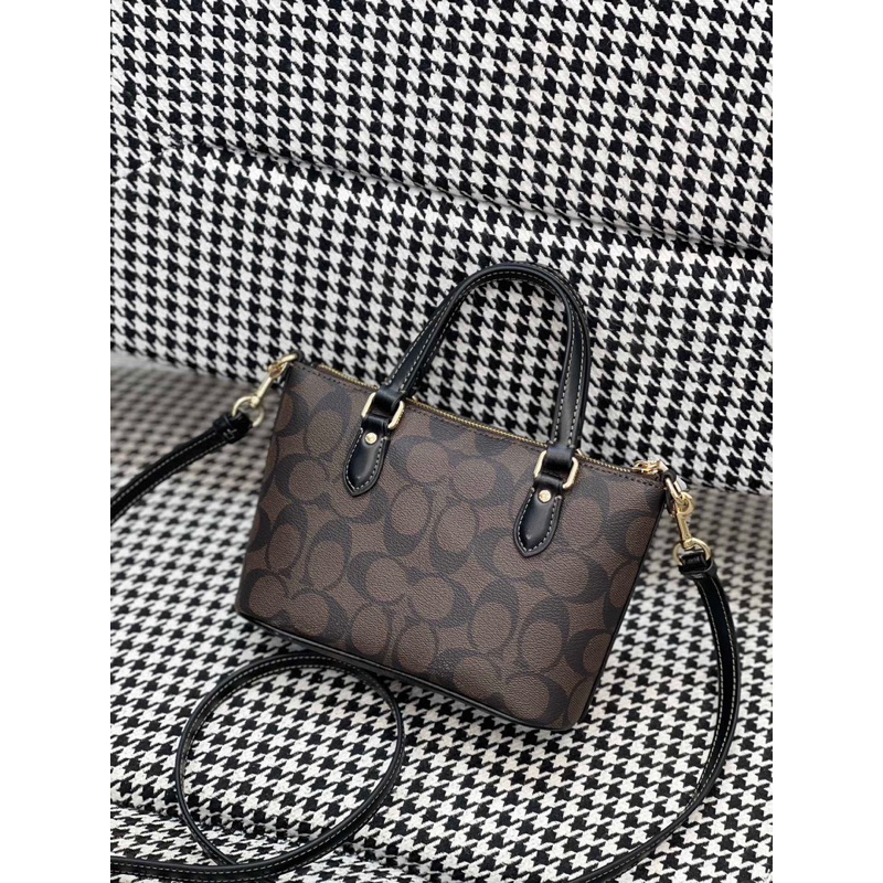 Túi Coach Mini Gallery