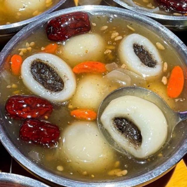 Bánh trôi tàu hàng nội địa