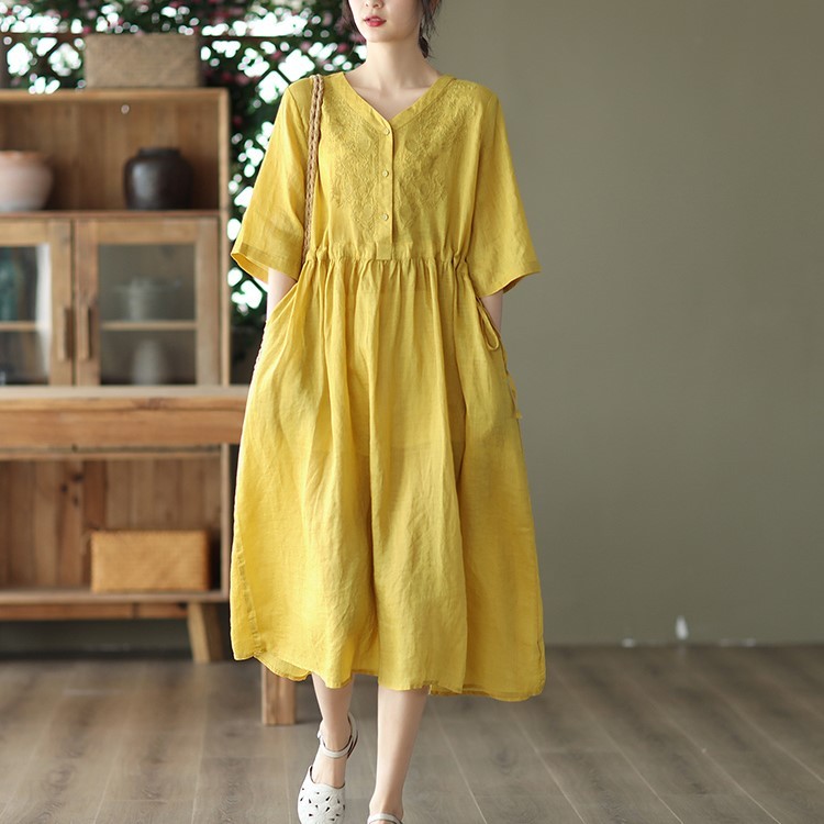 Đầm linen dáng dài cổ tim thêu hoa, Váy linen suông nữ thắt eo phong cách retro Đũi Việt DV189