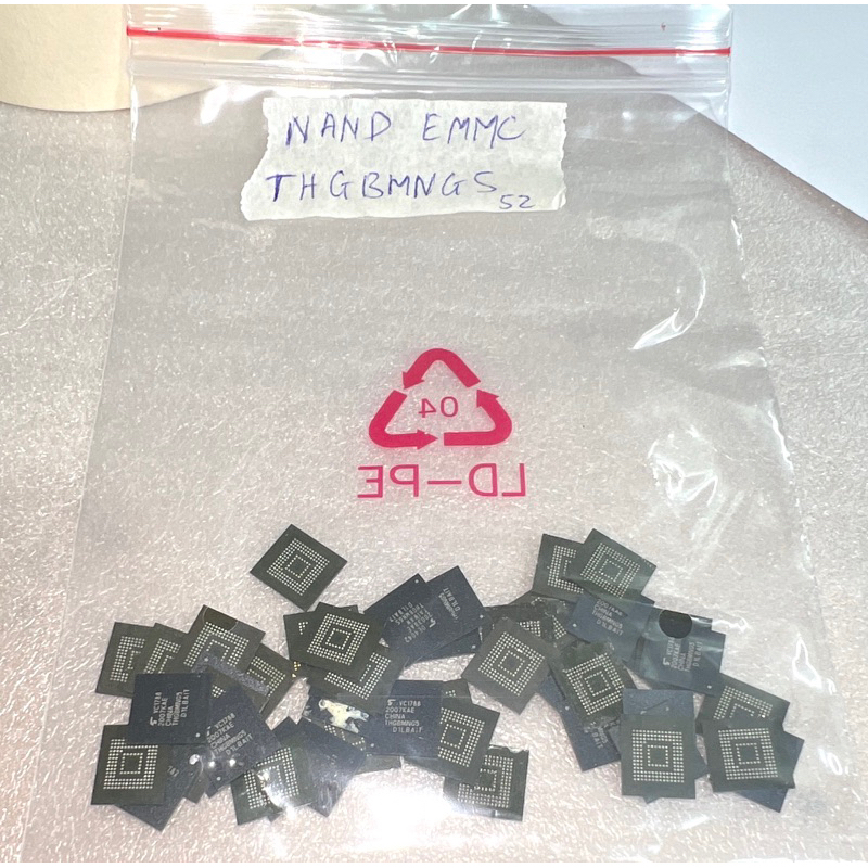 SET 10con IC NAND eMMC THGBMNG5  hàng tháo máy k rõ sống chết